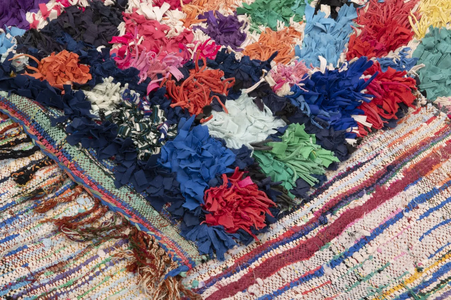 Marokkanischer Berber Teppich Boucherouite 250 x 140 cm