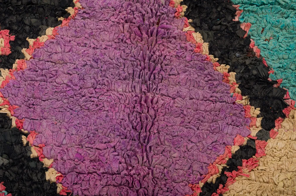 Marokkanischer Berber Teppich Boucherouite 235 x 135 cm