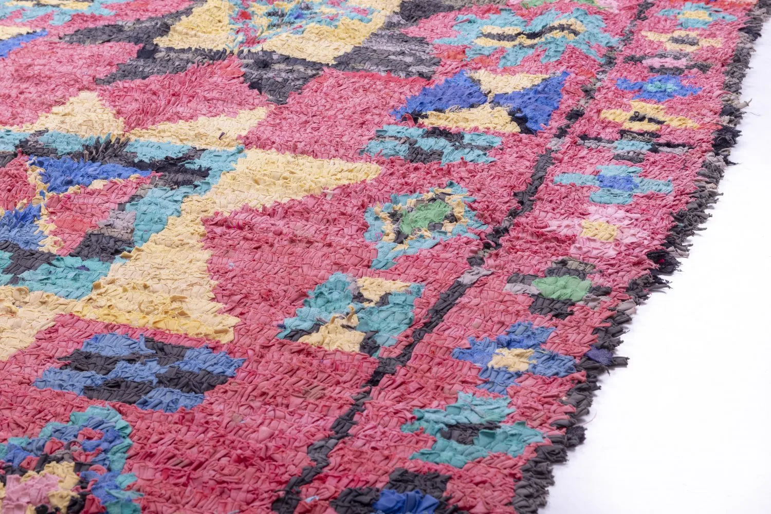 Marokkanische Berber Teppich Boucherouite 225 x 135 cm