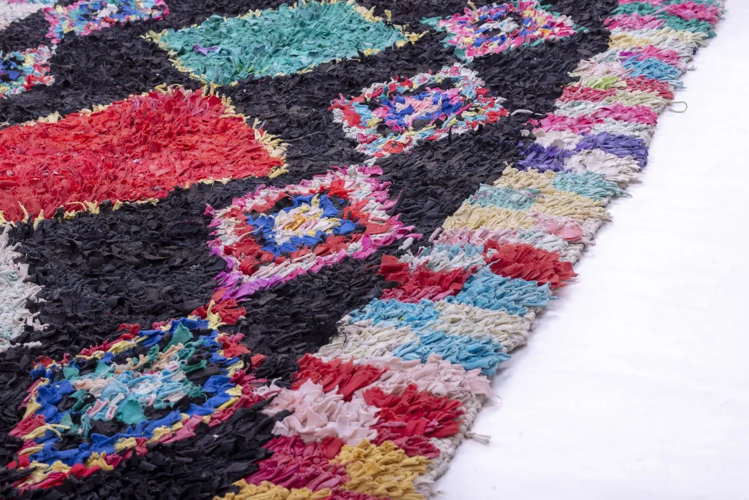 Marokkanische Berber Teppich Boucherouite 230 x 130 cm