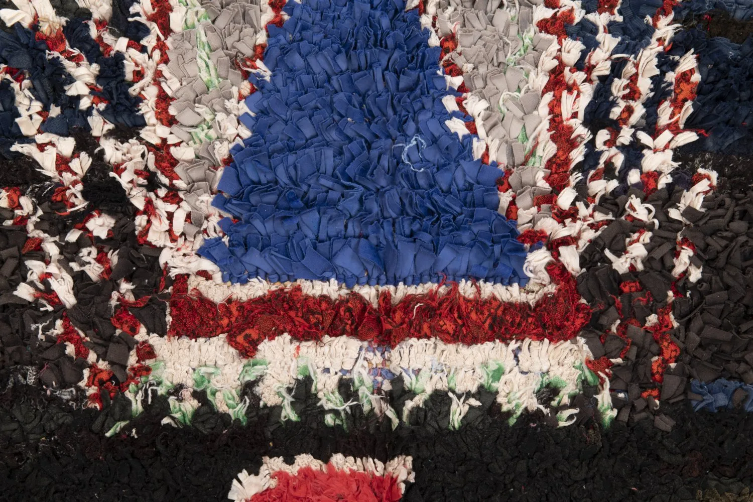 Marokkanische Berber Teppich Boucherouite 235 x 120 cm