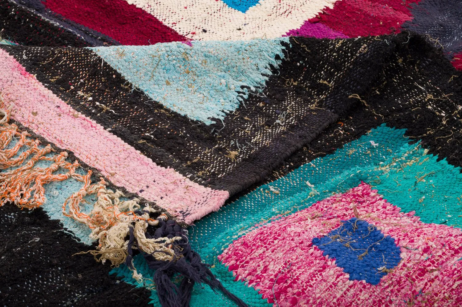 Marokkanischer Berber Teppich Boucherouite 140 x 225 cm