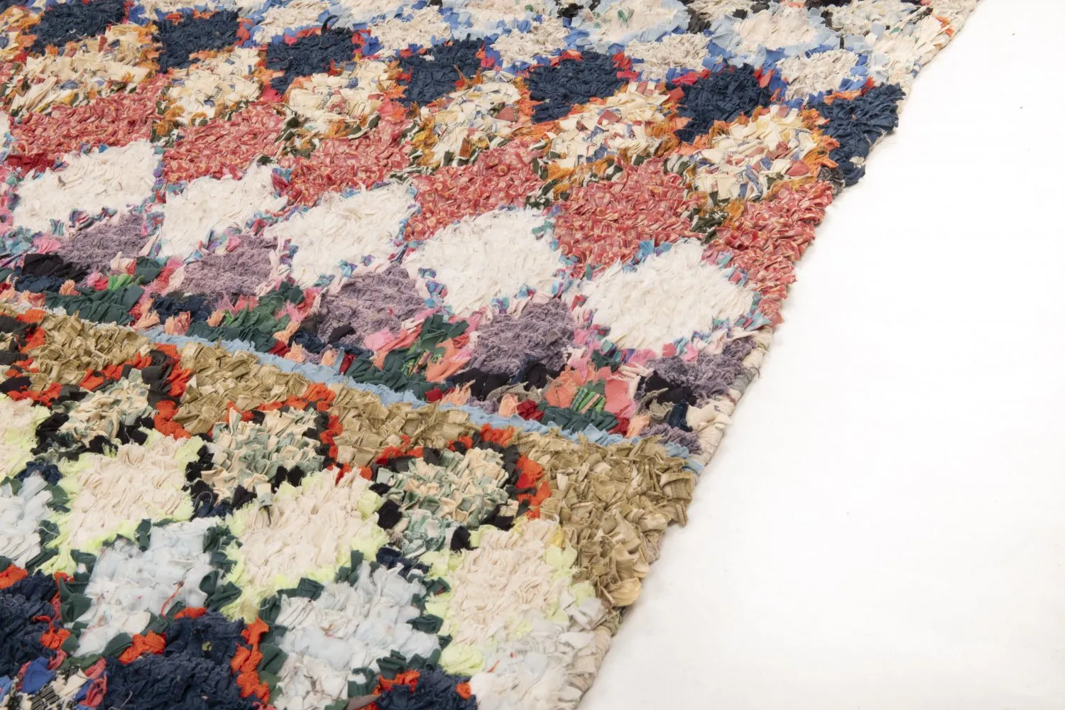 Marokkanischer Berber Teppich Boucherouite 210 x 140 cm