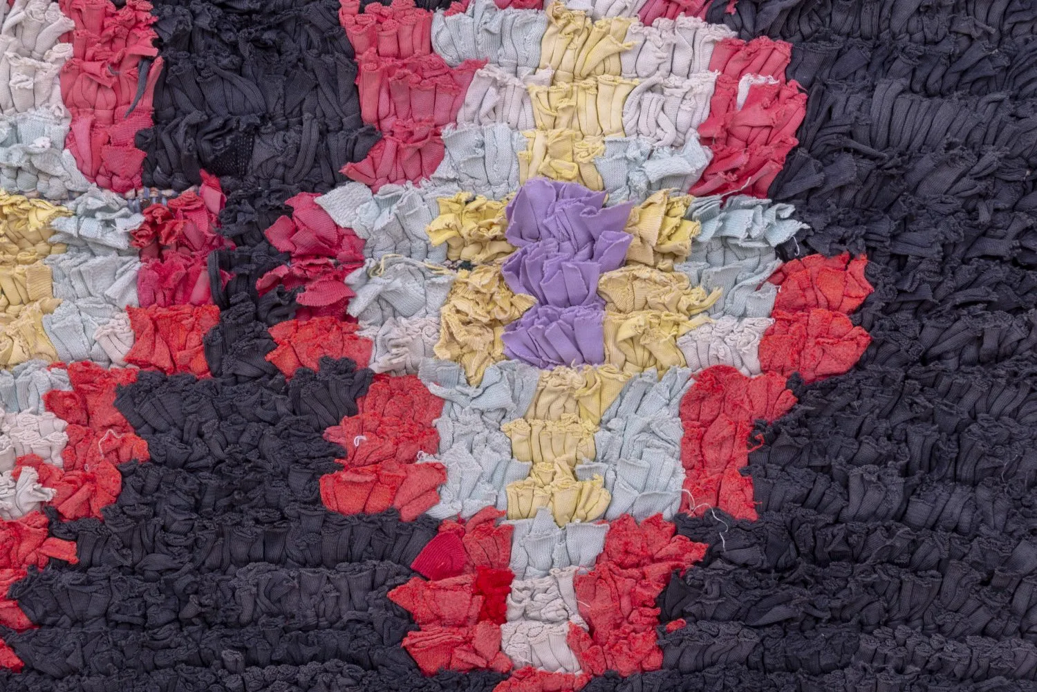 Marokkanische Berber Teppich Boucherouite 235 x 130 cm