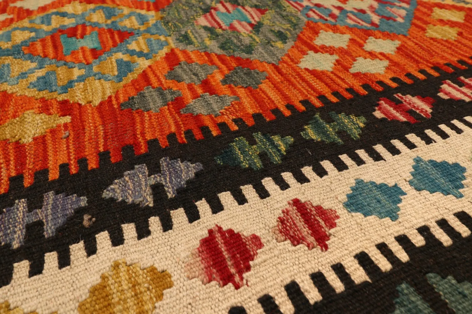 Orientalischer Kelim-Teppich 384 x 301 cm