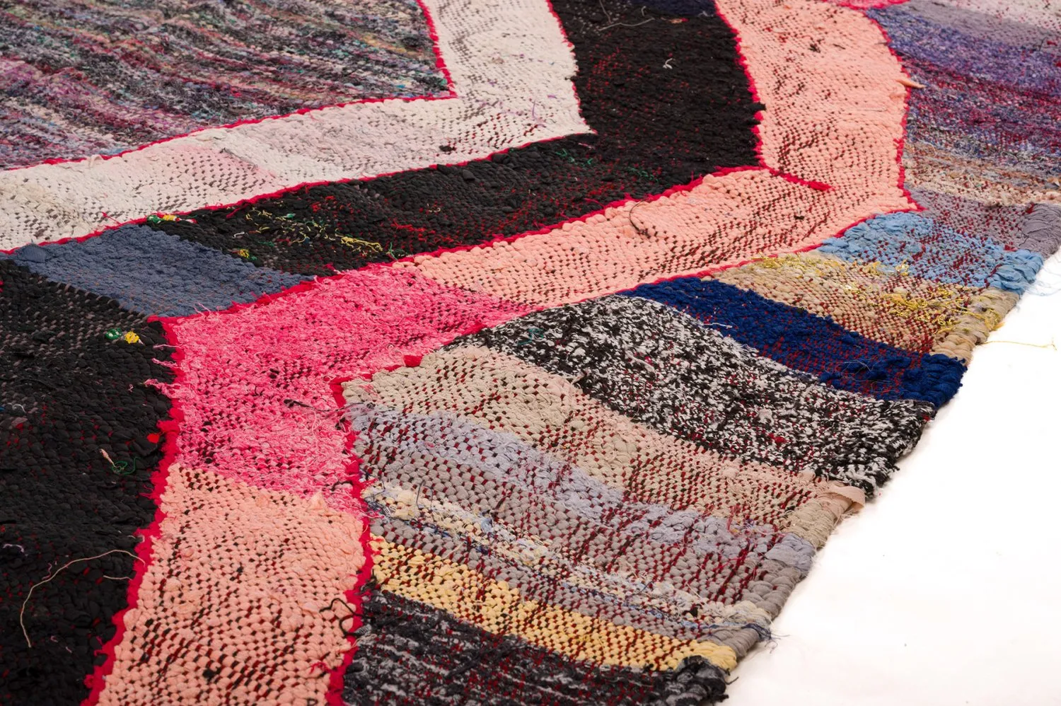 Marokkanischer Berber Teppich Boucherouite 150 x 260 cm