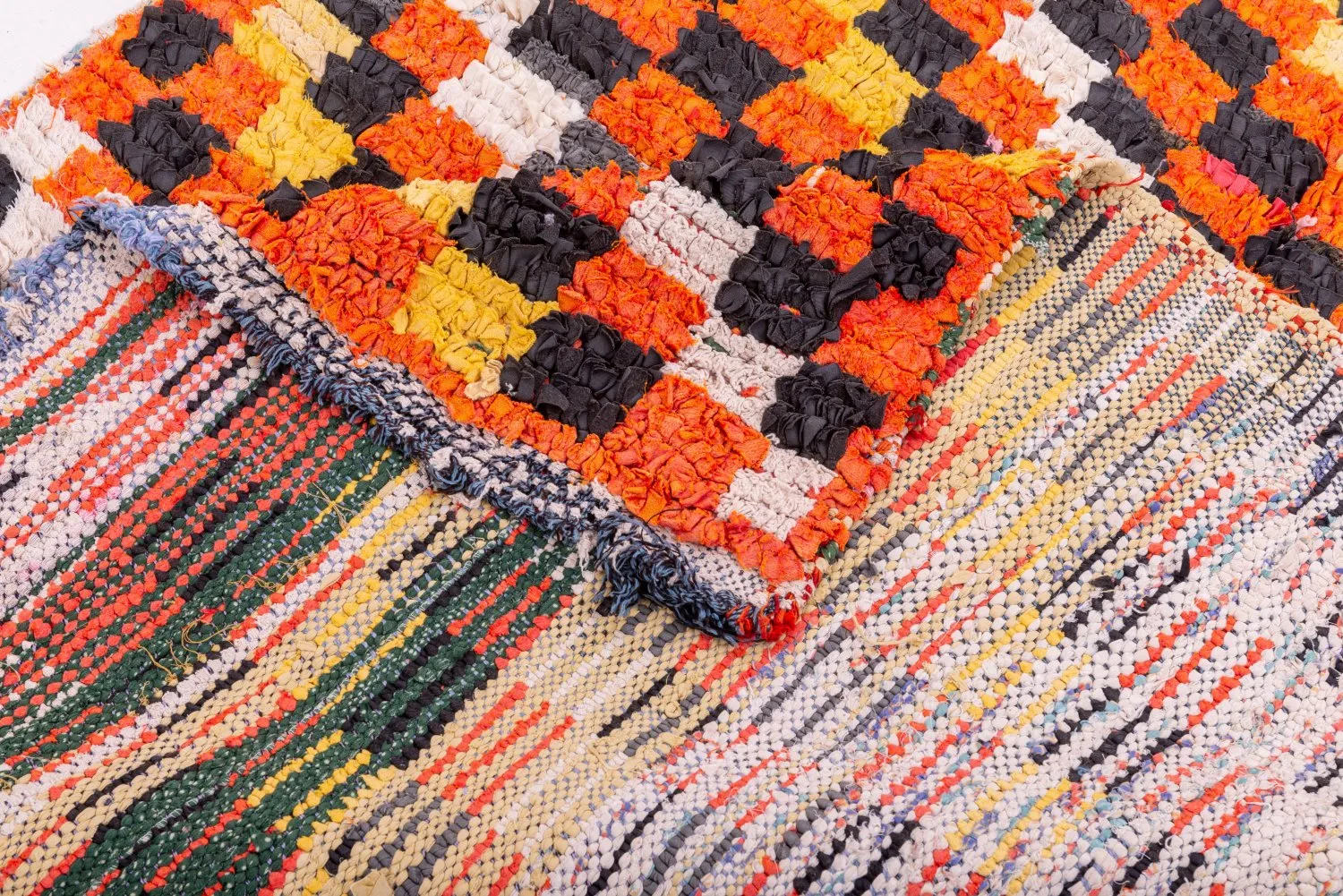 Marokkanische Berber Teppich Boucherouite 240 x 110 cm