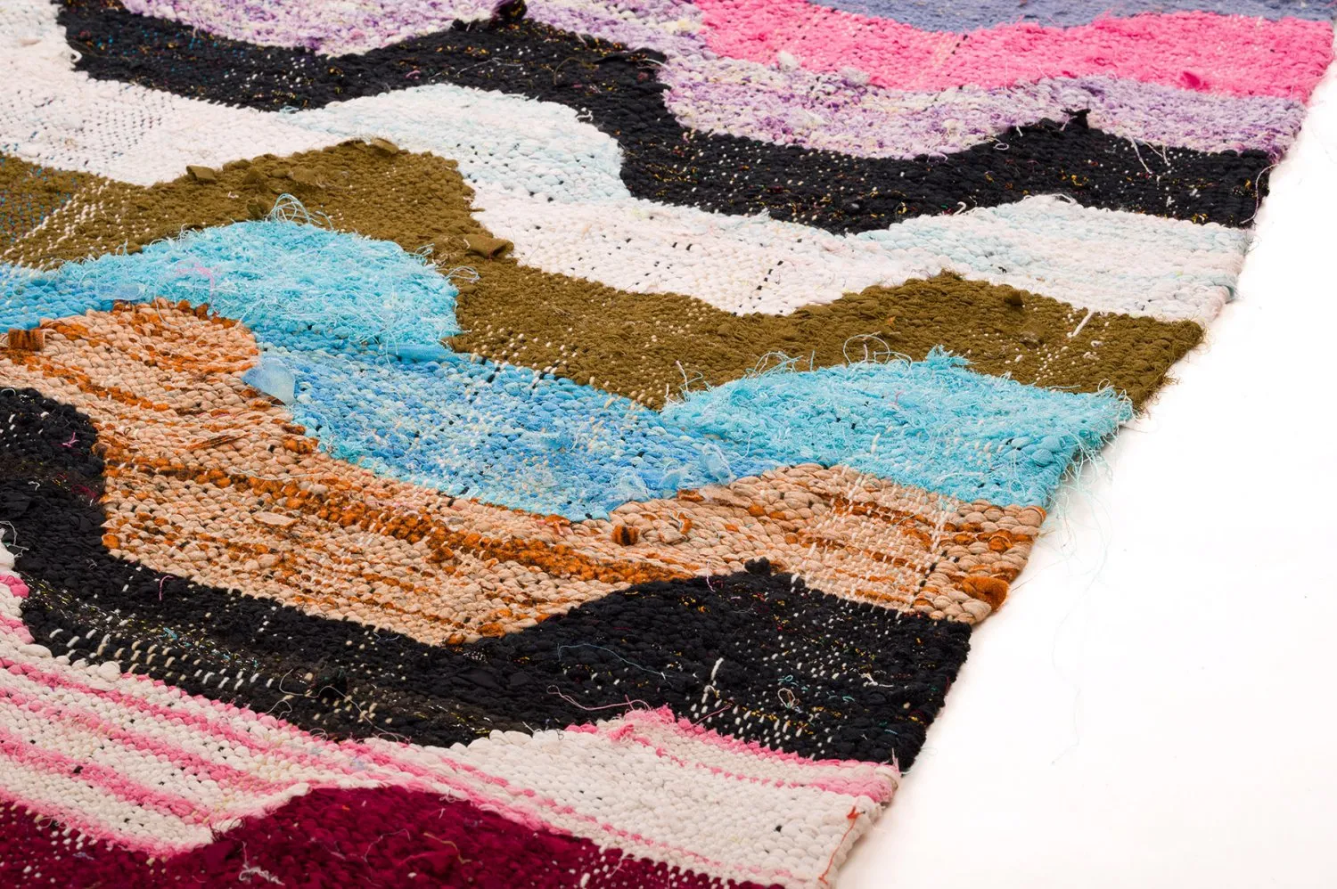 Marokkanischer Berber Teppich Boucherouite 140 x 265 cm