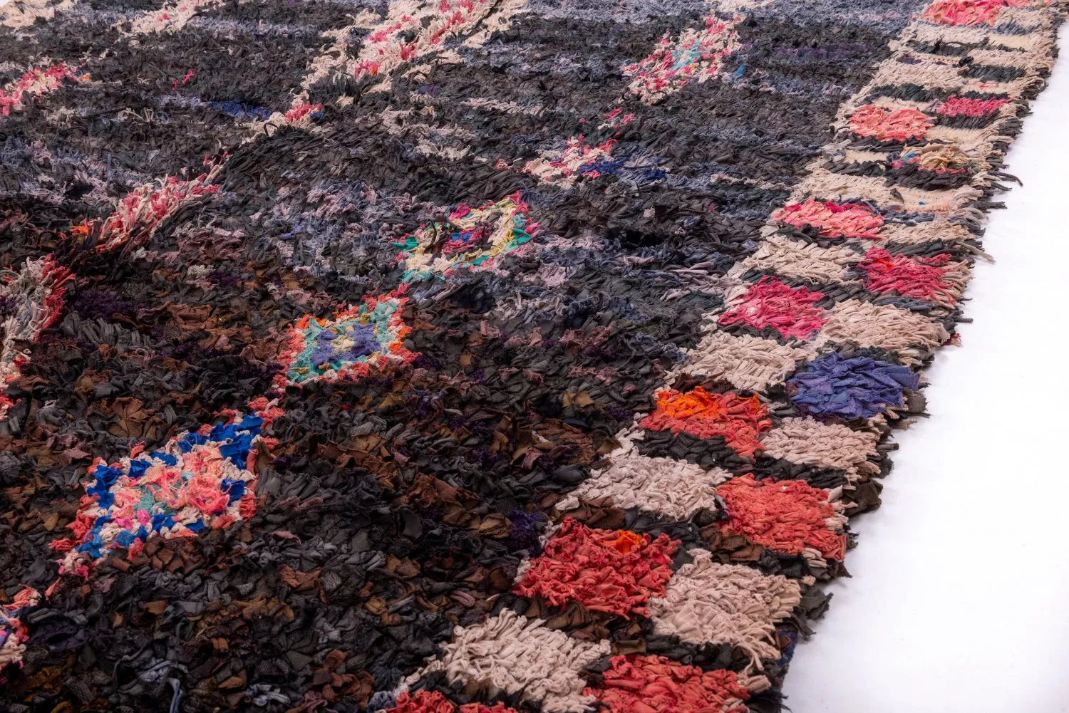 Marokkanische Berber Teppich Boucherouite 235 x 170 cm