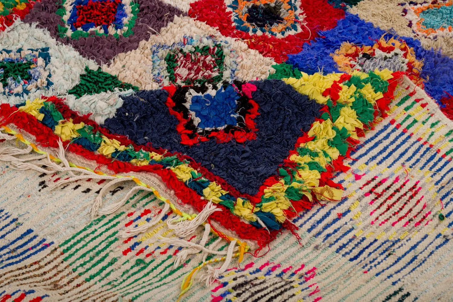 Marokkanische Berber Teppich Boucherouite 290 x 145 cm