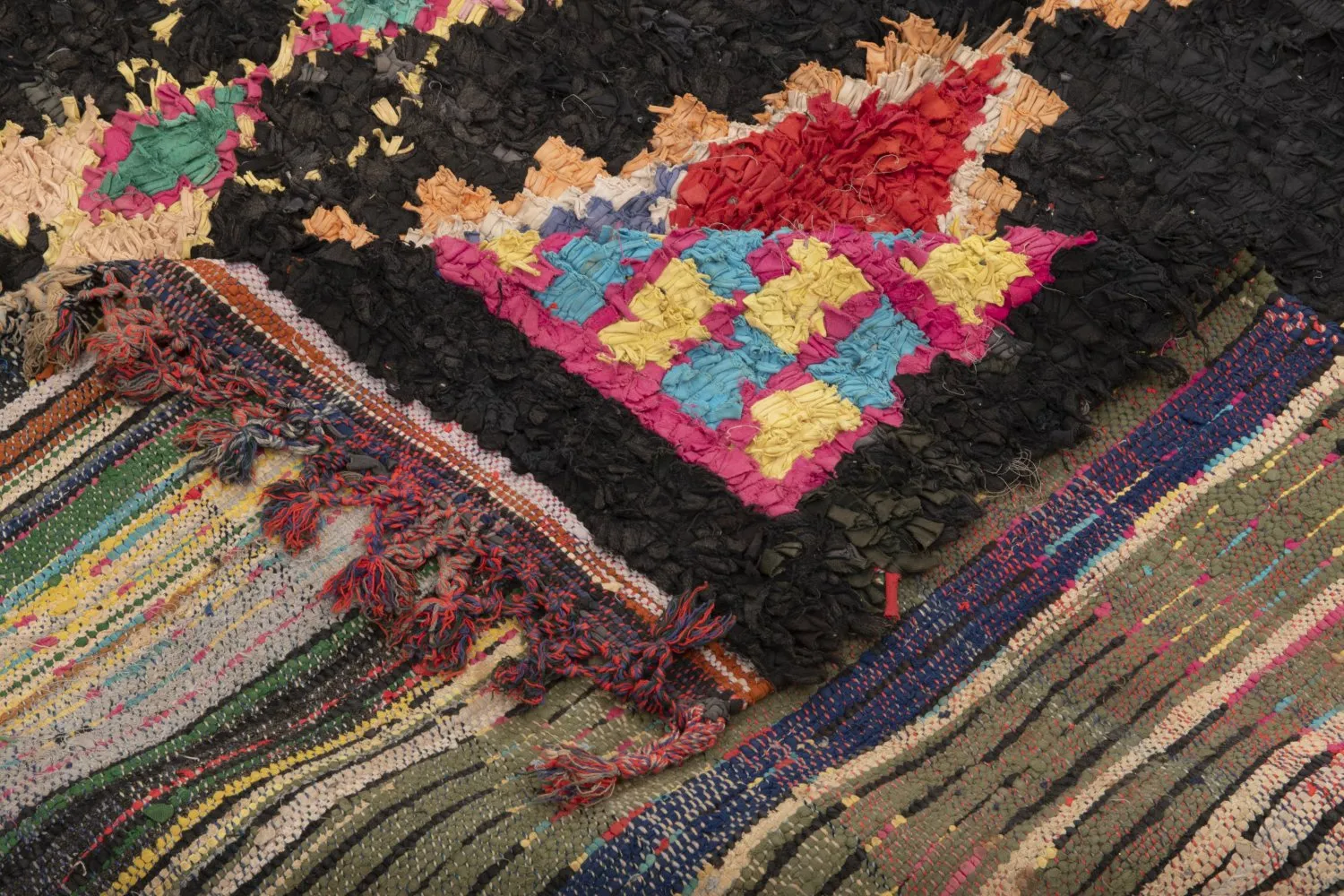 Marokkanischer Berber Teppich Boucherouite 315 x 165 cm