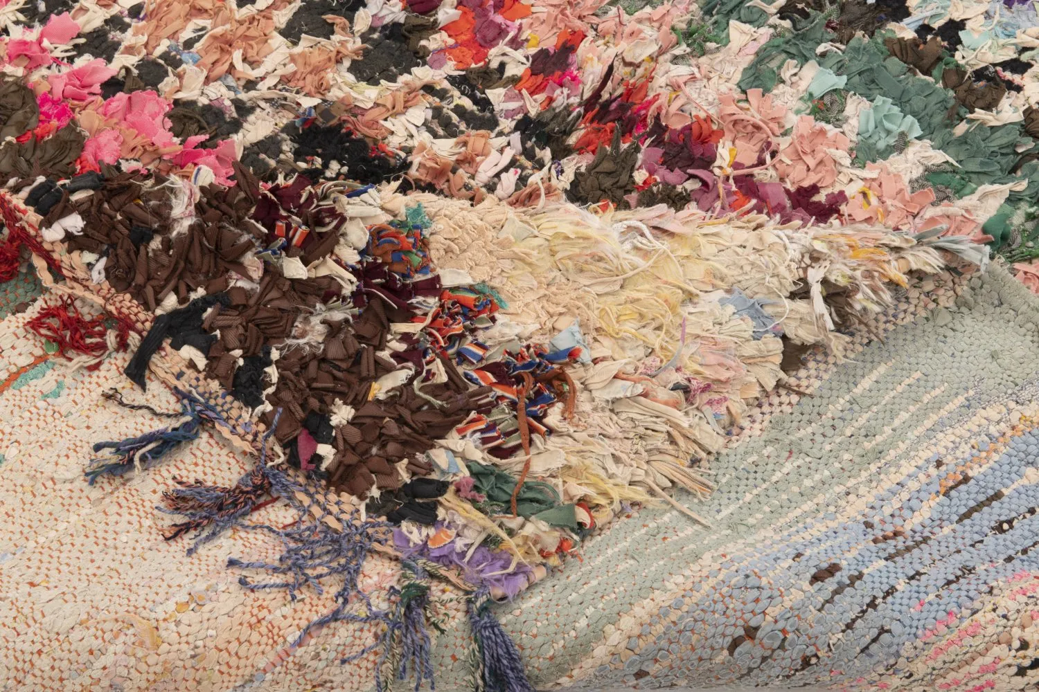 Marokkanischer Berber Teppich Boucherouite 255 x 145 cm