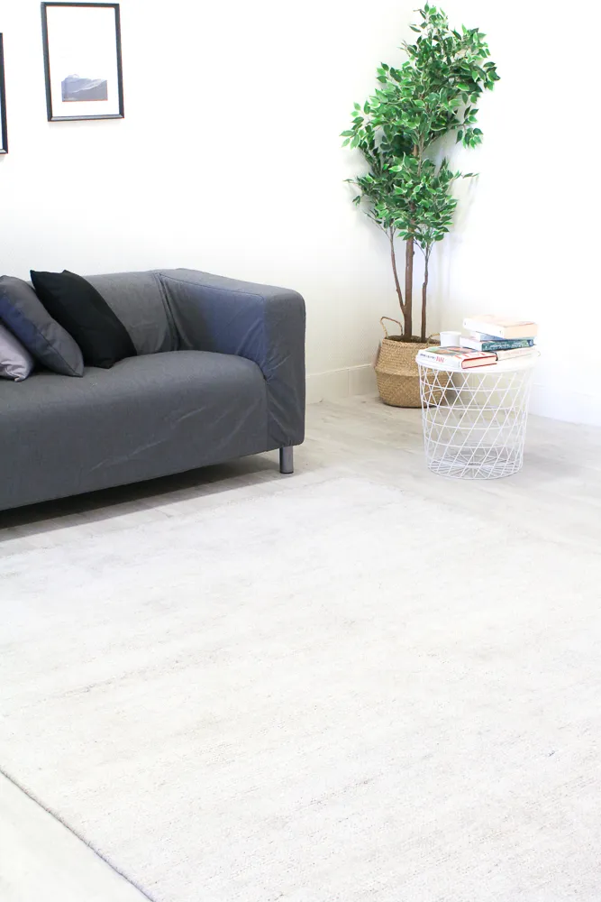 Bamboo silk Teppich - Faliraki (hellgrau)