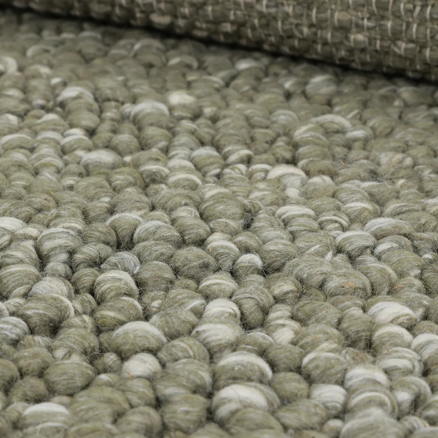 Wollteppich - Sala Irregular Wool Bubble (moosgrün/weiße melange)