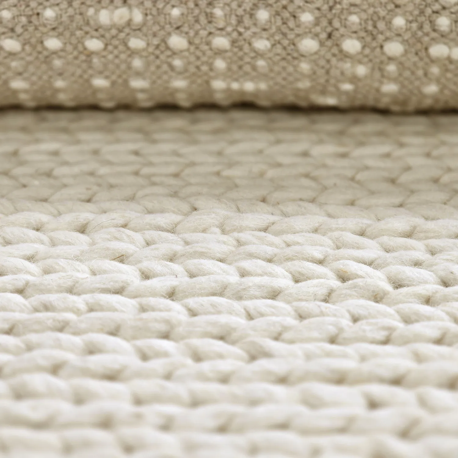 Wollteppich - Talvia Braided Wool (cremefarben)